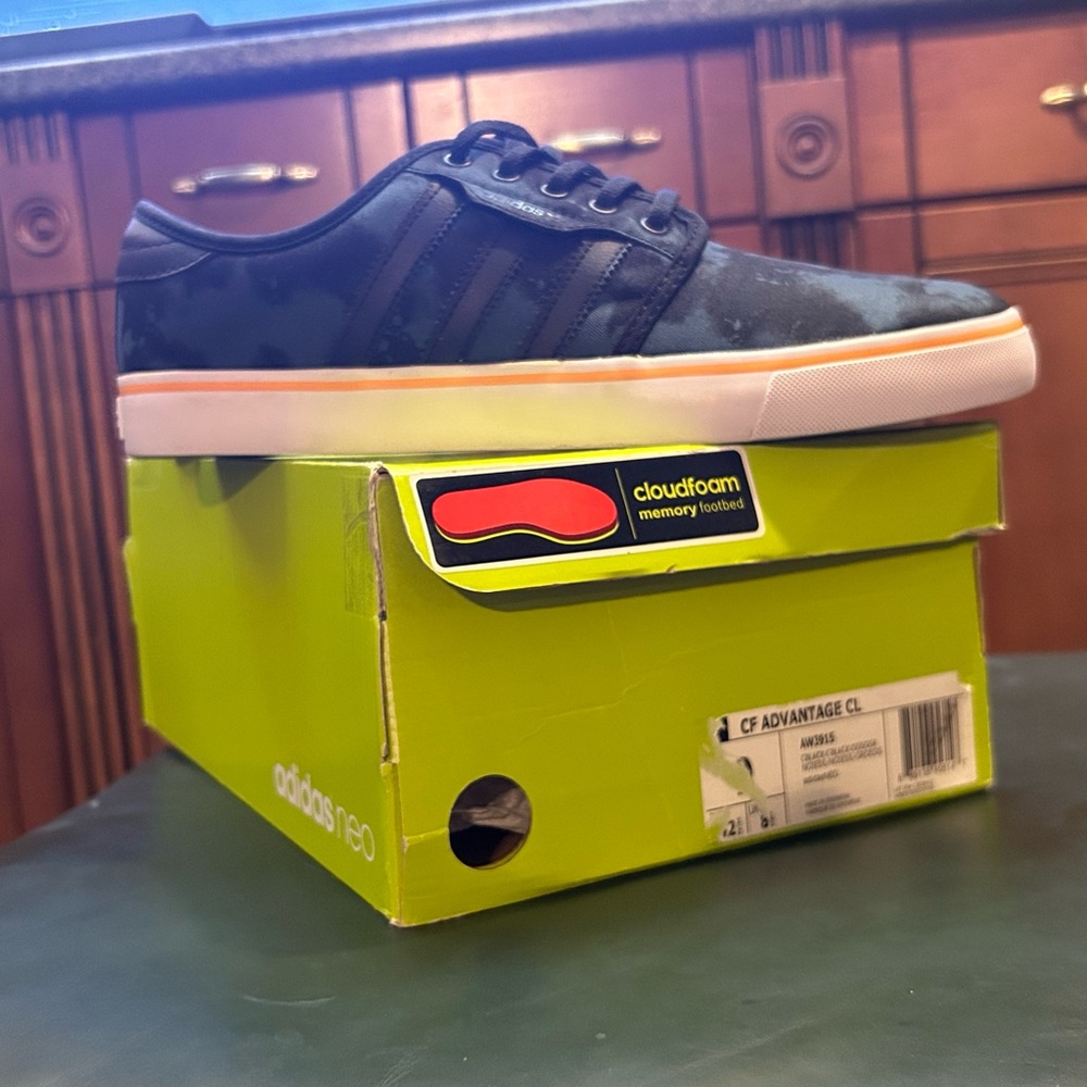 ADIDAS Men's Seeley core black/midnight/orange D68873 Sz 10 NEW/PERFECT w/ Box - Picture 5 of 16